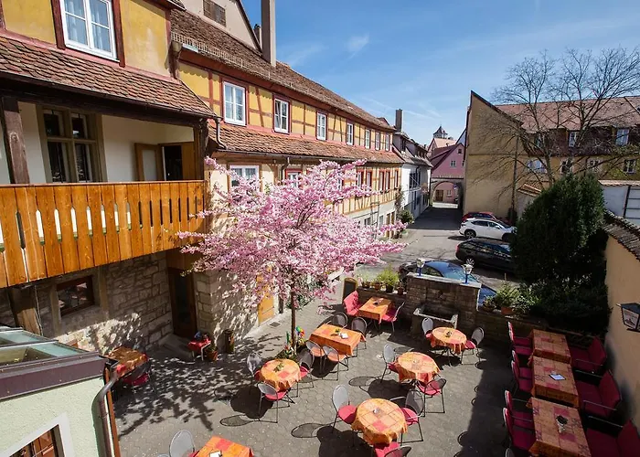 Гостевой дом Hotel-gasthof Goldener Greifen Ротенбург-на-Таубере