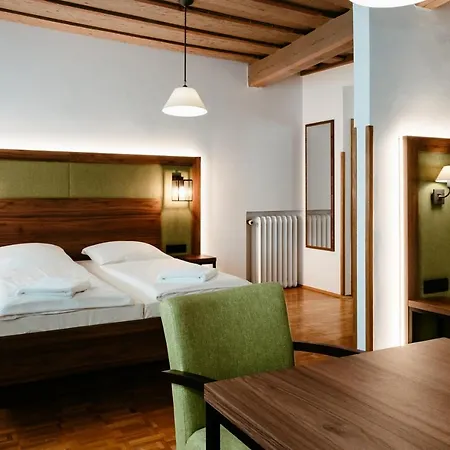 Hotel-gasthof Goldener Greifen Vendégház