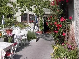 Hotel-gasthof Goldener Greifen Guest house