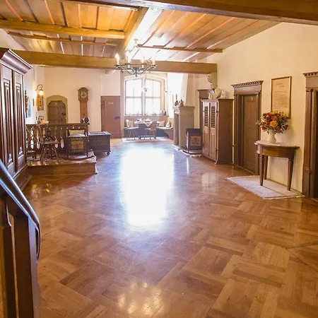 Гостевой дом Hotel-gasthof Goldener Greifen