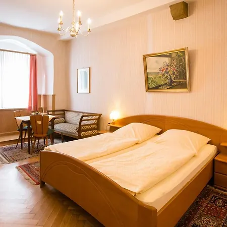 Hotel-gasthof Goldener Greifen 3*